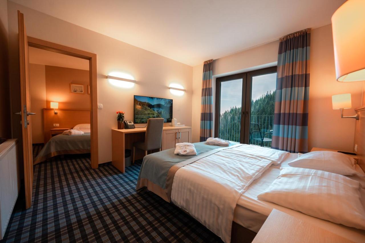 Wellness Hotel Montis 莫济列 外观 照片